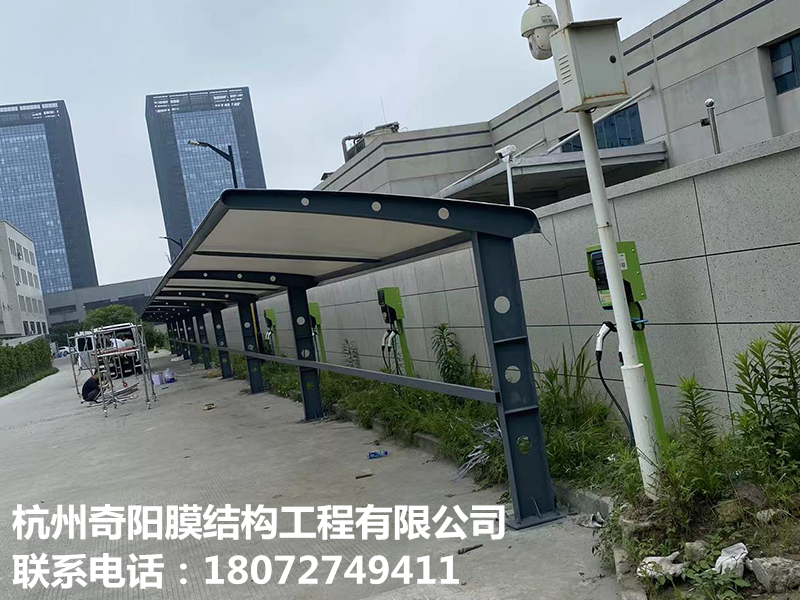 膜結(jié)構(gòu)停車(chē)棚